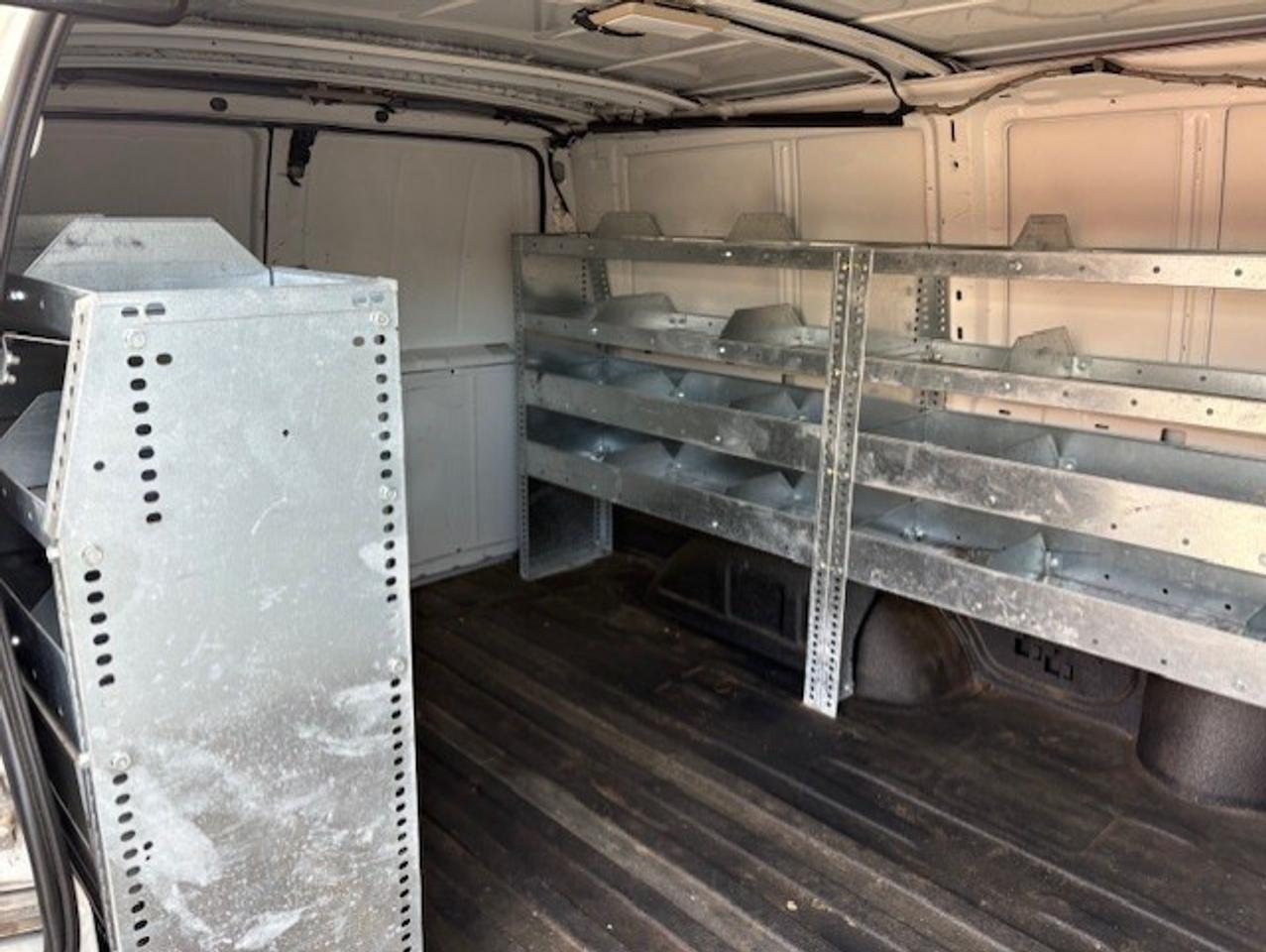 2005 GMC Safari Cargo LADDER RACKS-DIVIDER-SHELVES-CERTIFIED-NEW TIRES!! Photo