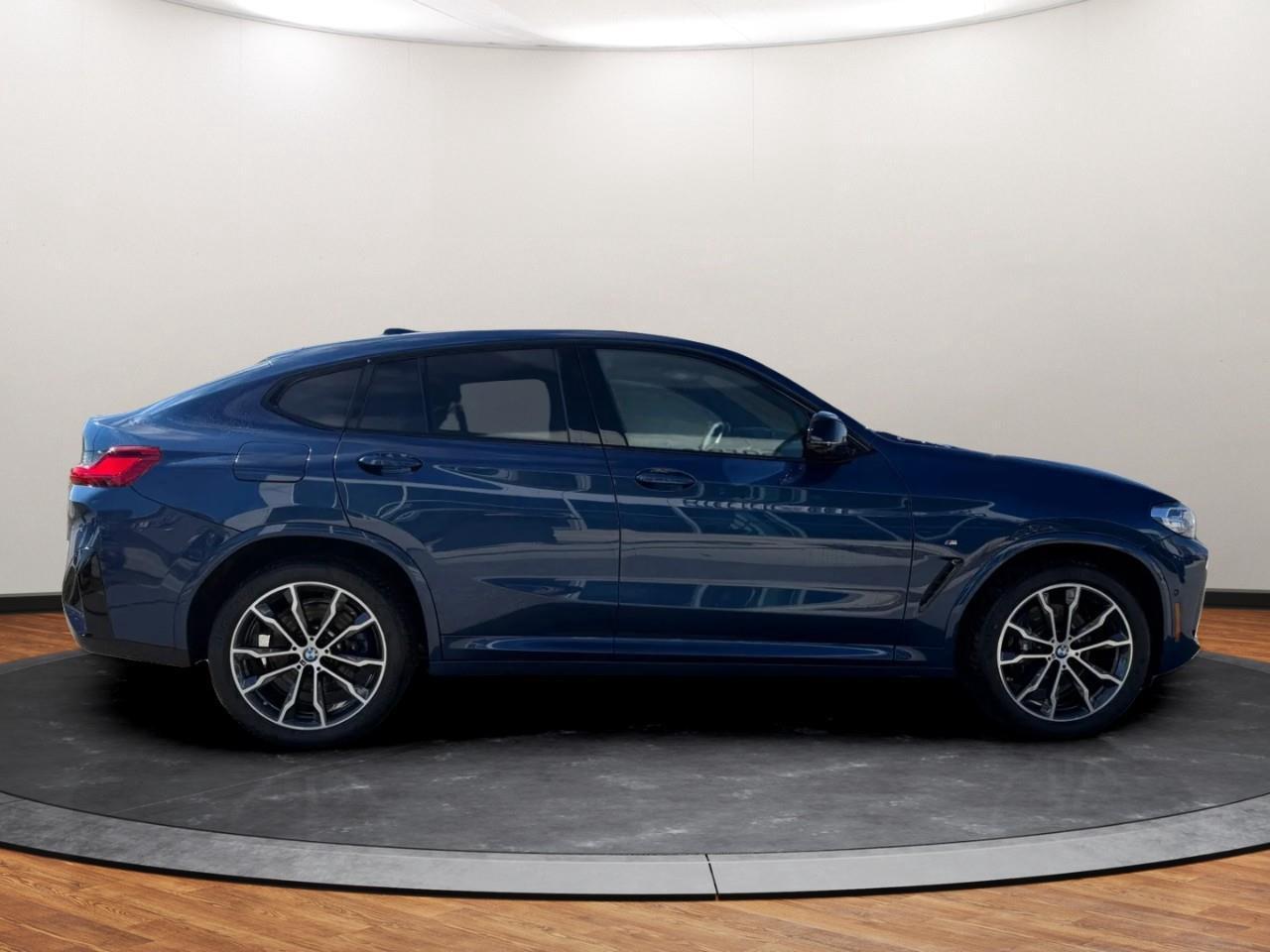 2024 BMW X4 M40i xDrive Photo