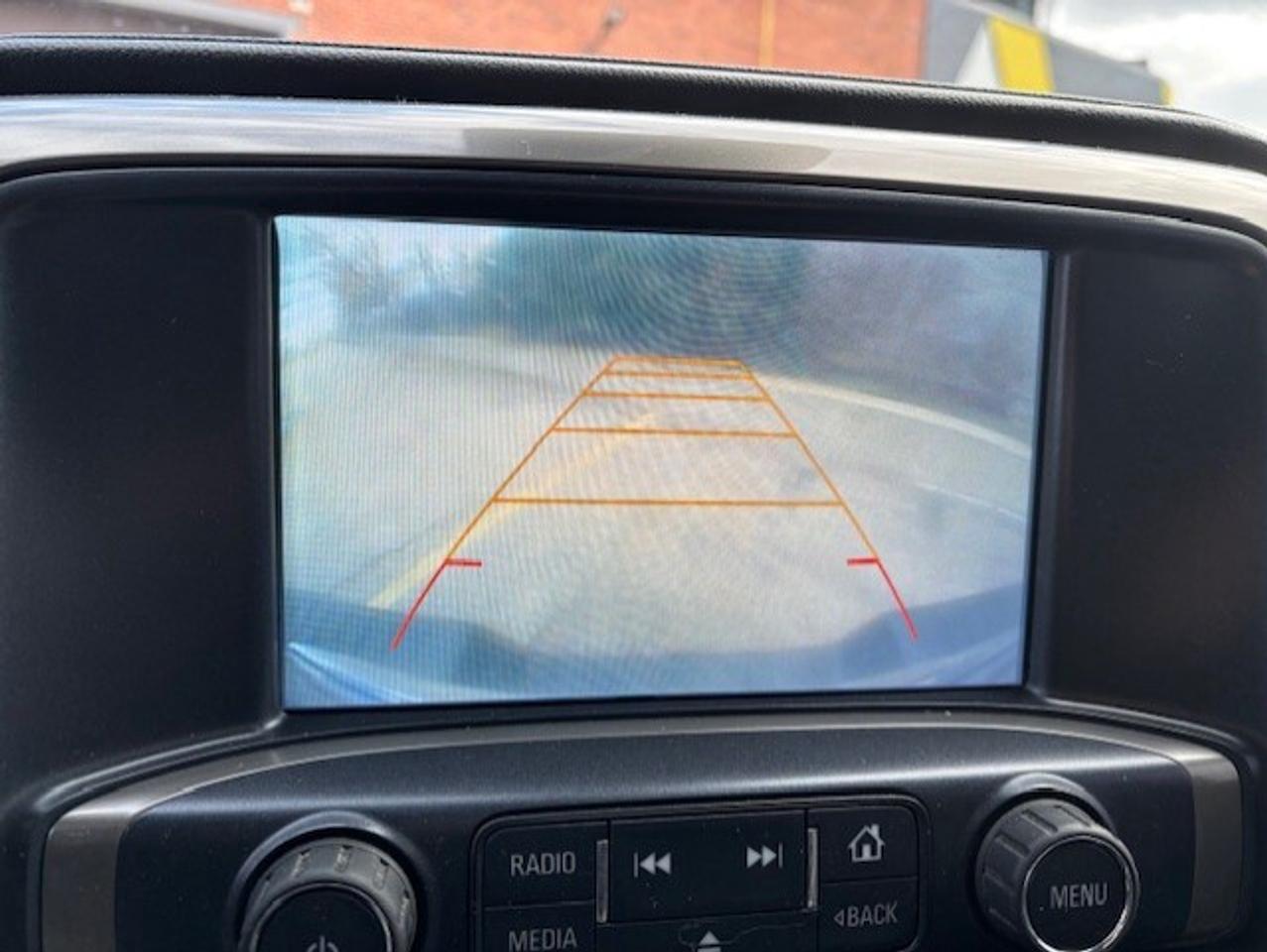 2017 Chevrolet Silverado 1500 4WD **HIGH COUNTRY-LEATHER-NAVI-SUN ROOF-CAMERA** Photo