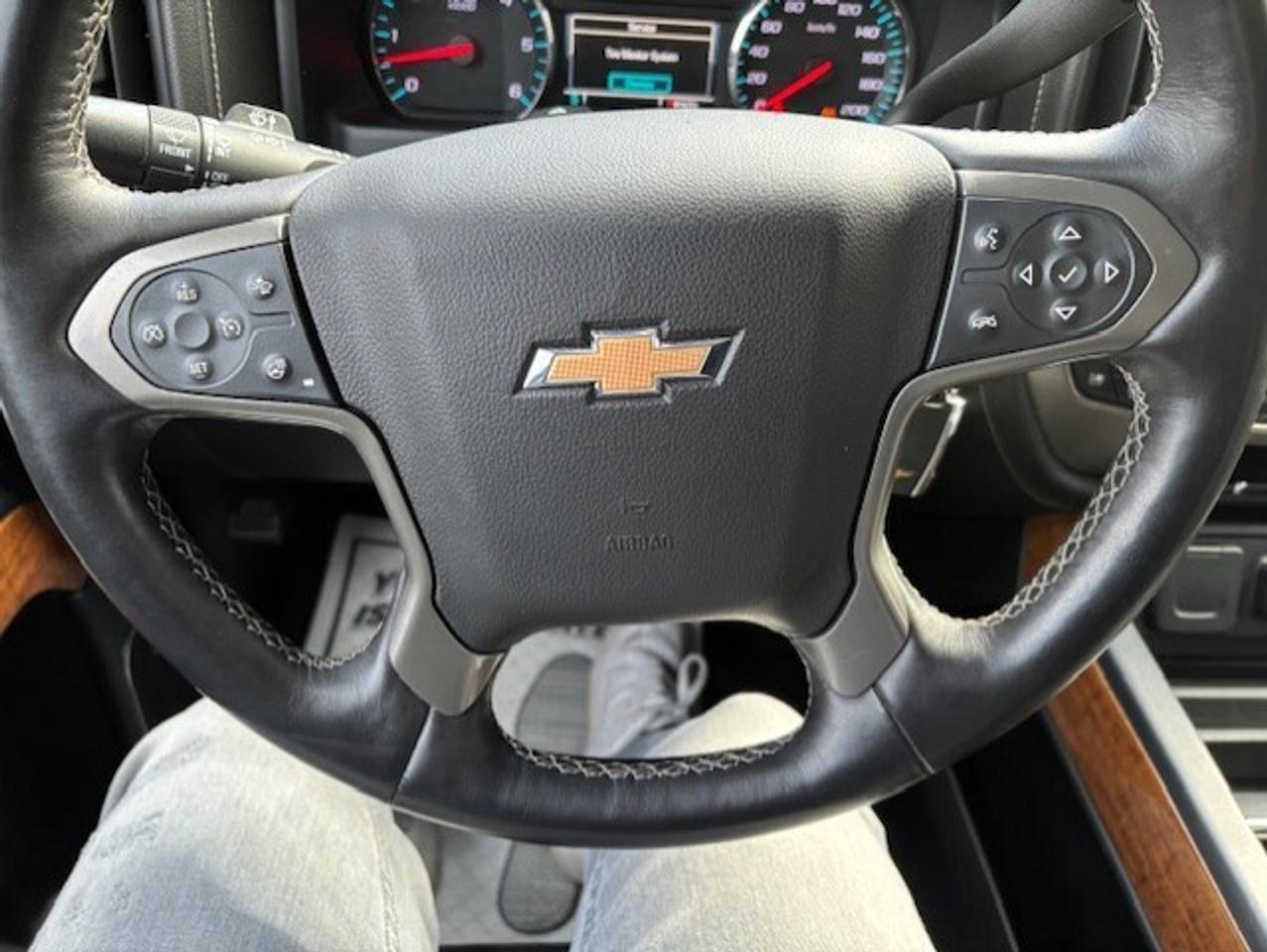 2017 Chevrolet Silverado 1500 4WD **HIGH COUNTRY-LEATHER-NAVI-SUN ROOF-CAMERA** Photo