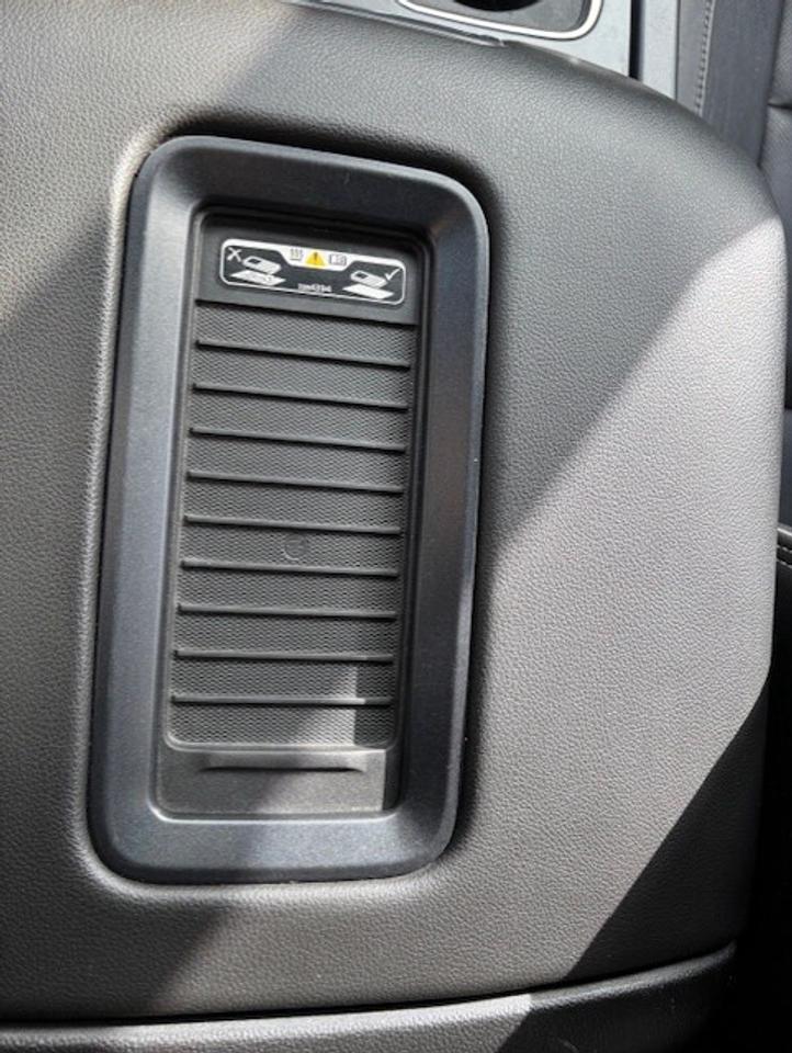 2017 Chevrolet Silverado 1500 4WD **HIGH COUNTRY-LEATHER-NAVI-SUN ROOF-CAMERA** Photo