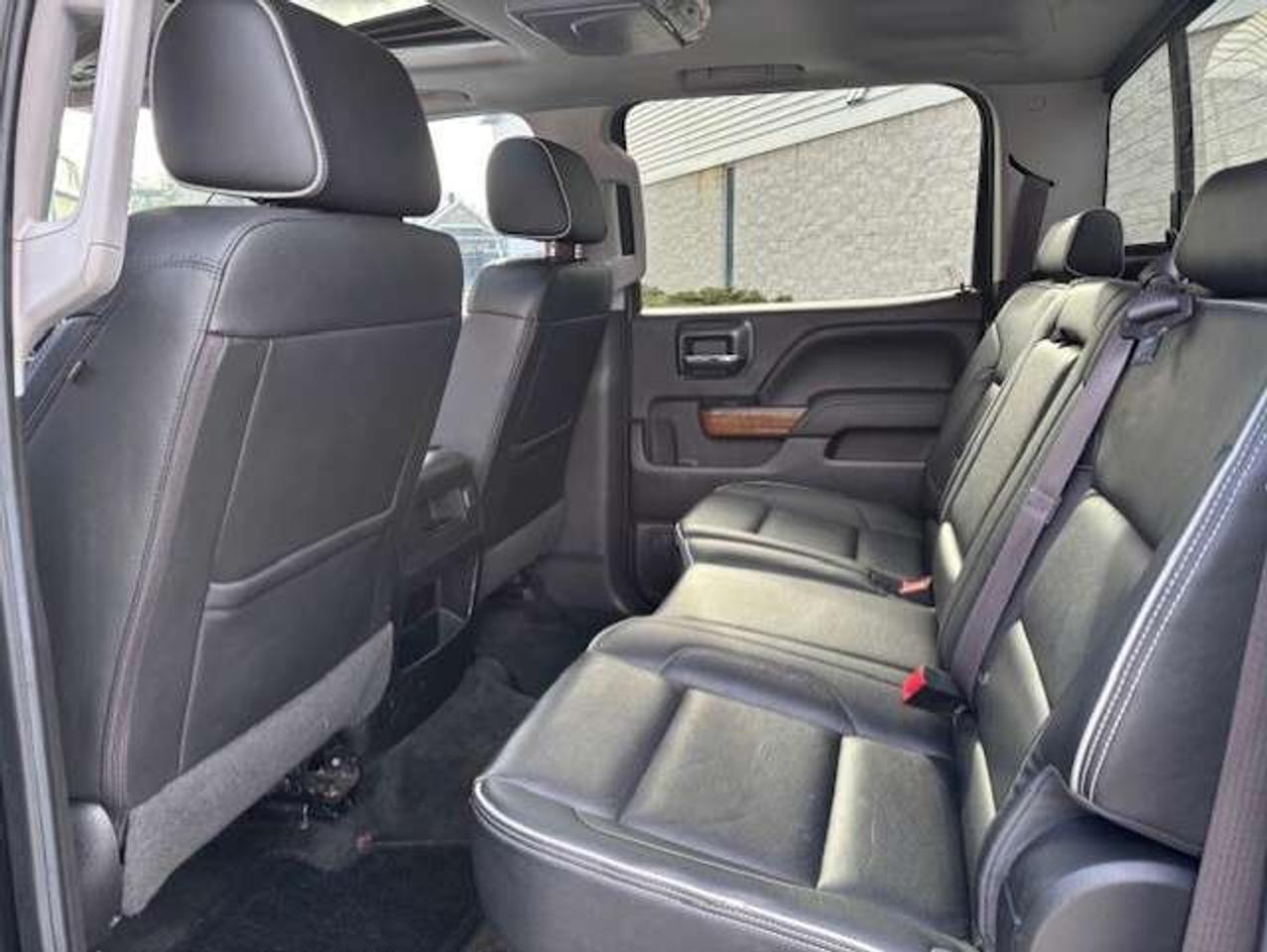 2017 Chevrolet Silverado 1500 4WD **HIGH COUNTRY-LEATHER-NAVI-SUN ROOF-CAMERA** Photo