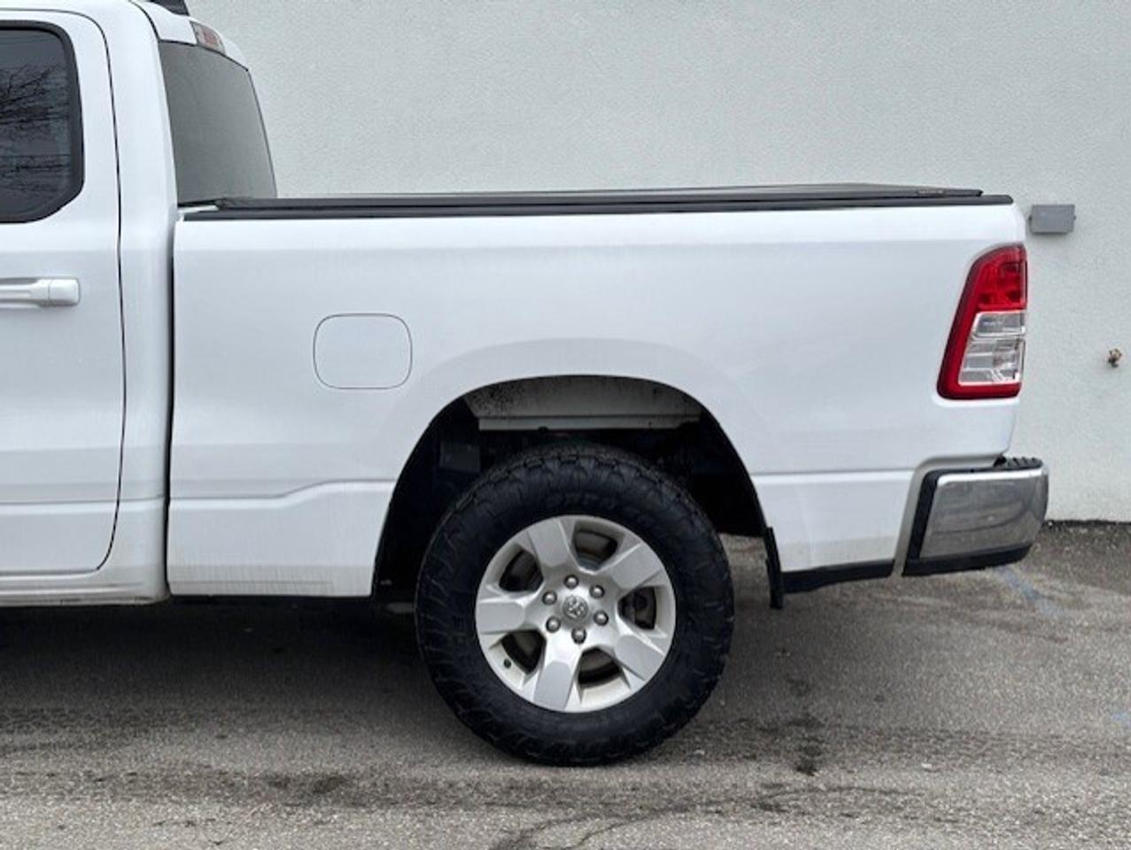 2021 RAM 1500 BIG HORN 4X4 *1 OWNER-NO ACCIDENTS-TONNEAU-CAMERA* Photo
