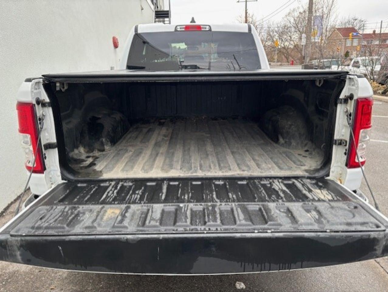 2021 RAM 1500 BIG HORN 4X4 *1 OWNER-NO ACCIDENTS-TONNEAU-CAMERA* Photo