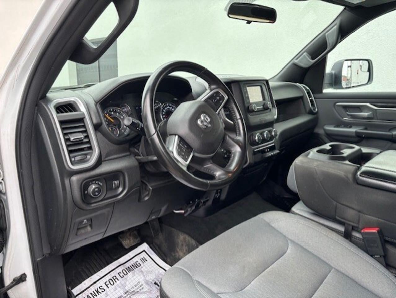 2021 RAM 1500 BIG HORN 4X4 *1 OWNER-NO ACCIDENTS-TONNEAU-CAMERA* Photo