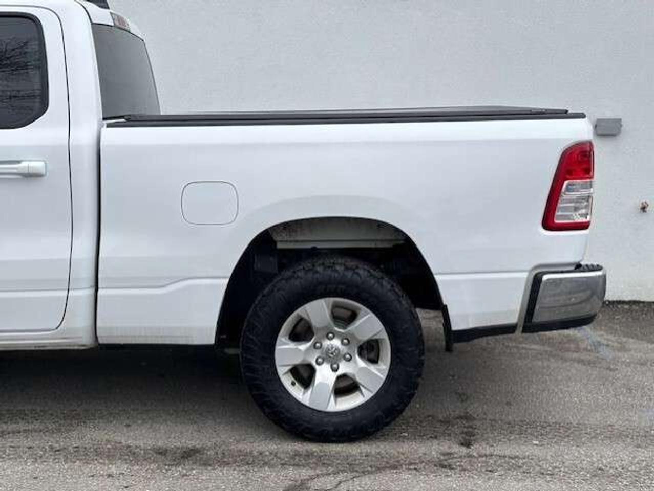 2021 RAM 1500 BIG HORN 4X4 *1 OWNER-NO ACCIDENTS-TONNEAU-CAMERA* Photo2