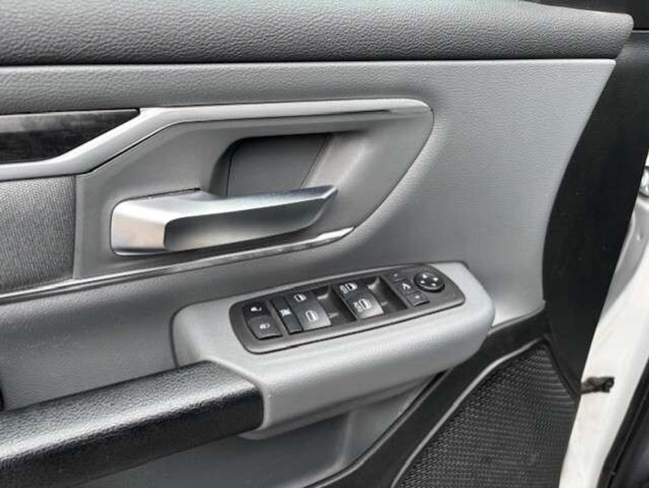 2021 RAM 1500 BIG HORN 4X4 *1 OWNER-NO ACCIDENTS-TONNEAU-CAMERA* Photo