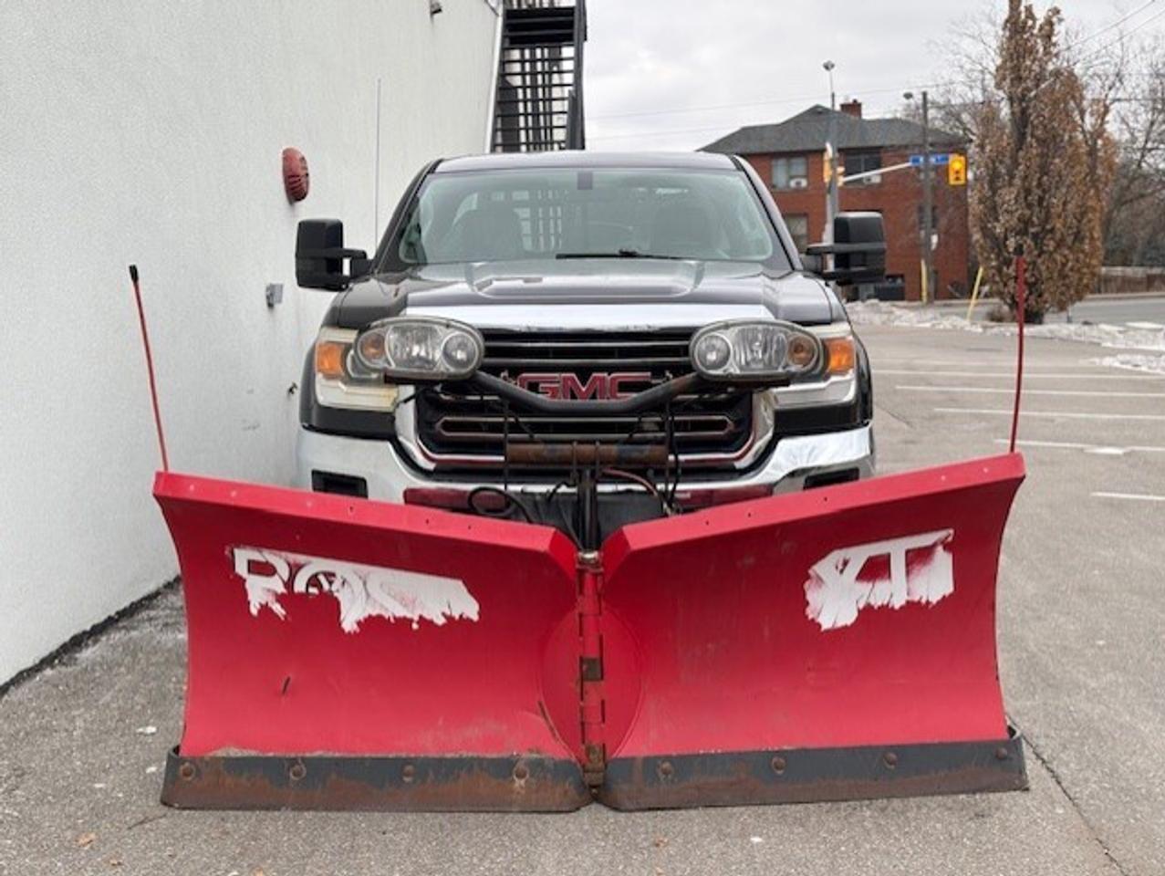 2015 GMC SIERRA 2500HD 4WD **BOSS V SNOW PLOW-DOUBLE CAB-LONG BOX** Photo
