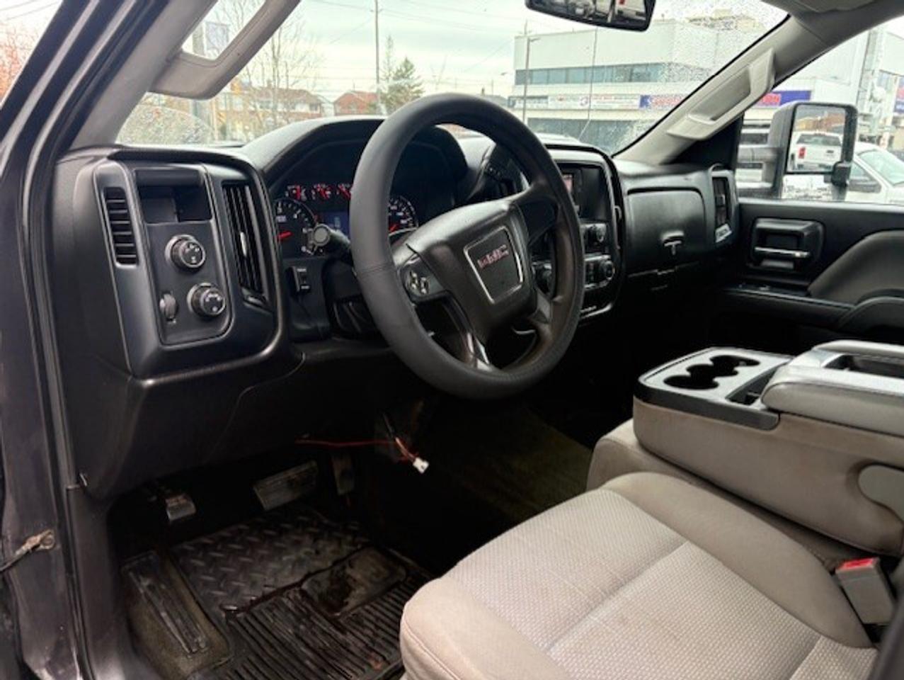 2015 GMC SIERRA 2500HD 4WD **BOSS V SNOW PLOW-DOUBLE CAB-LONG BOX** Photo