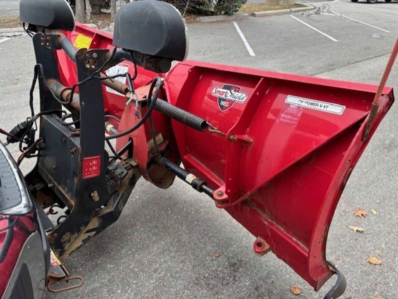 2015 GMC SIERRA 2500HD 4WD **BOSS V SNOW PLOW-DOUBLE CAB-LONG BOX** Photo