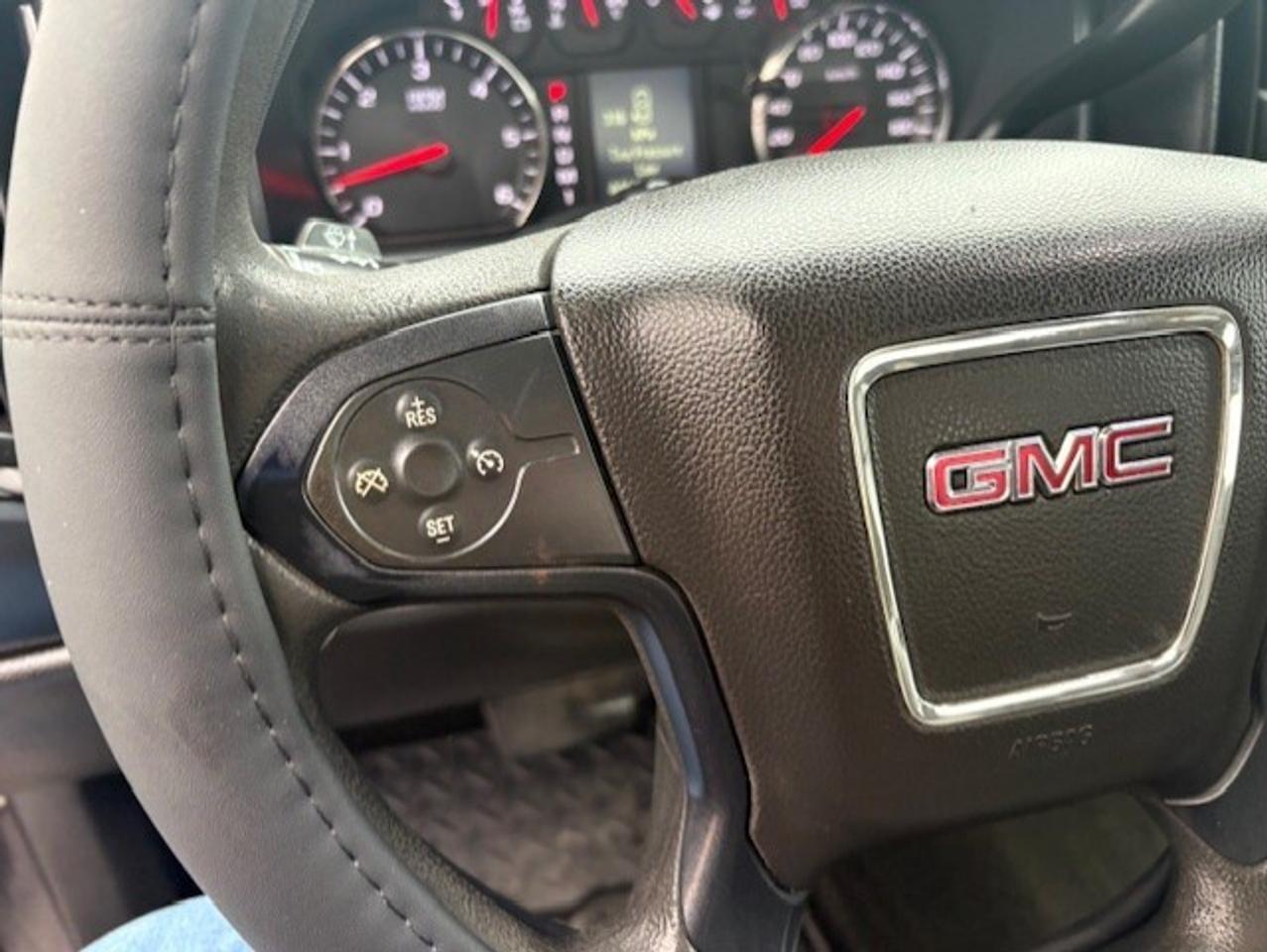 2015 GMC SIERRA 2500HD 4WD **BOSS V SNOW PLOW-DOUBLE CAB-LONG BOX** Photo