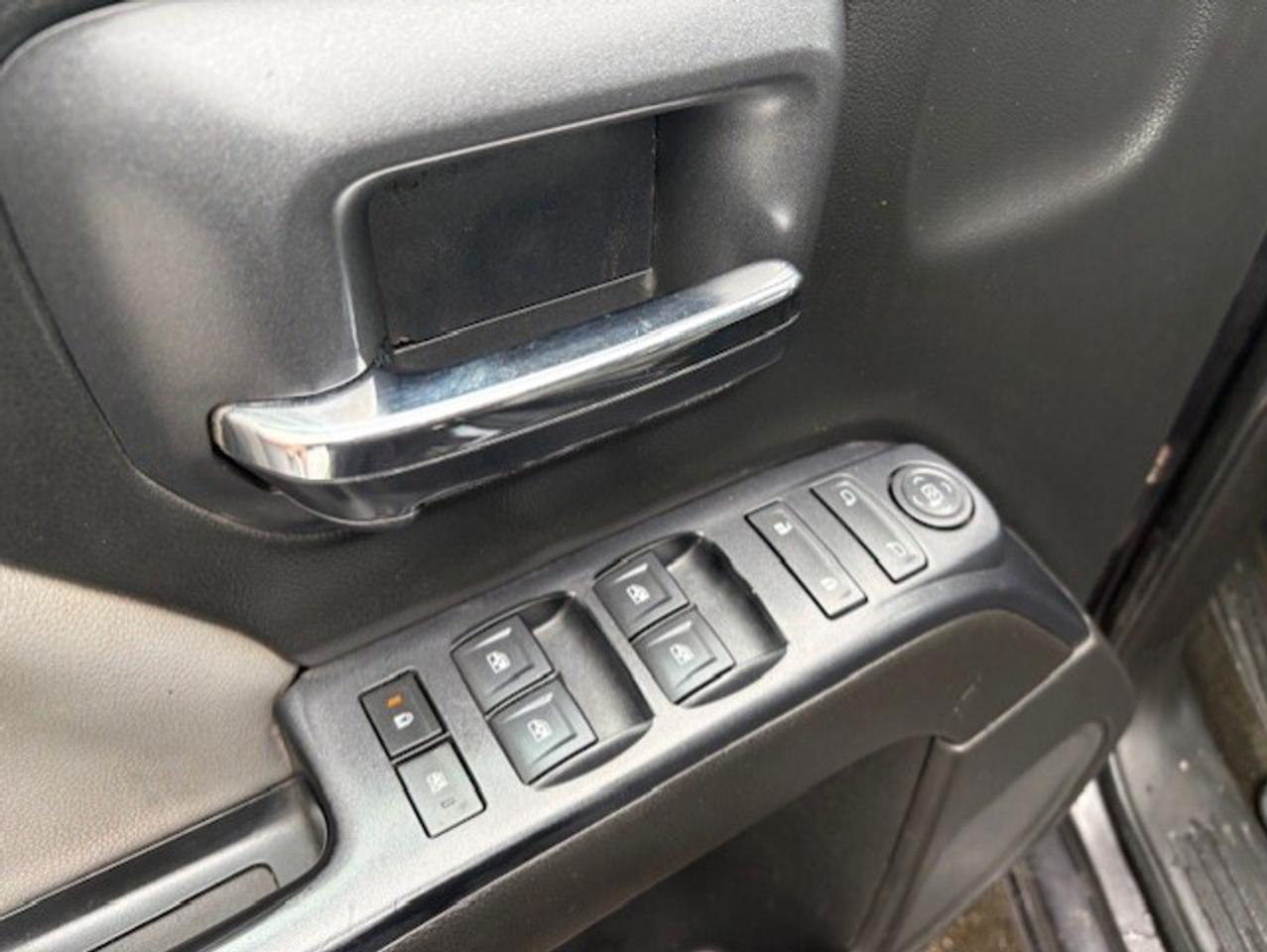 2015 GMC SIERRA 2500HD 4WD **BOSS V SNOW PLOW-DOUBLE CAB-LONG BOX** Photo