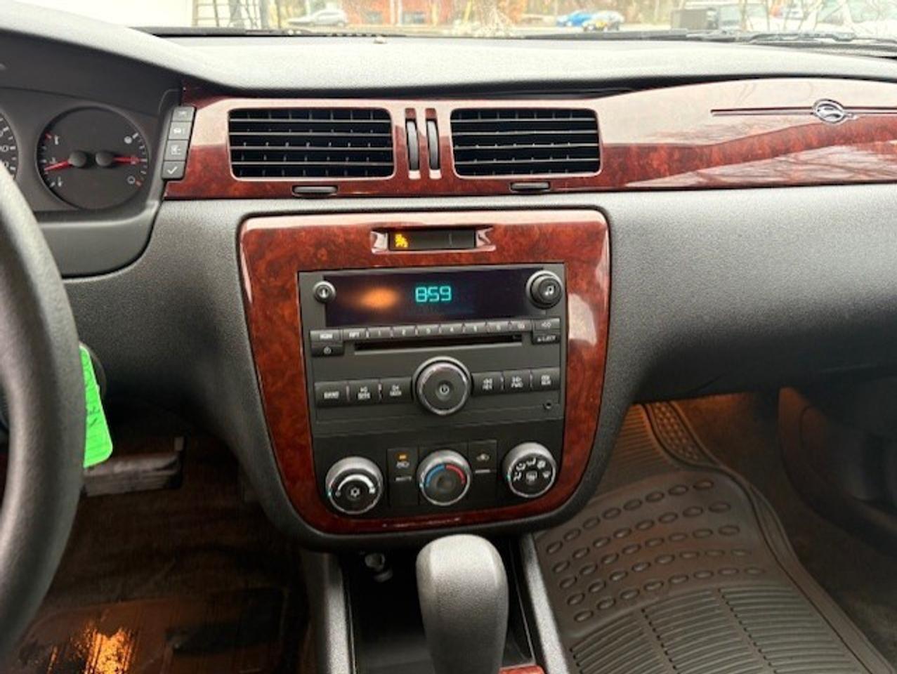 2007 Chevrolet Impala LS V6 **ONLY 75,000KM-SENIOR DRIVEN-CERTIFIED** Photo