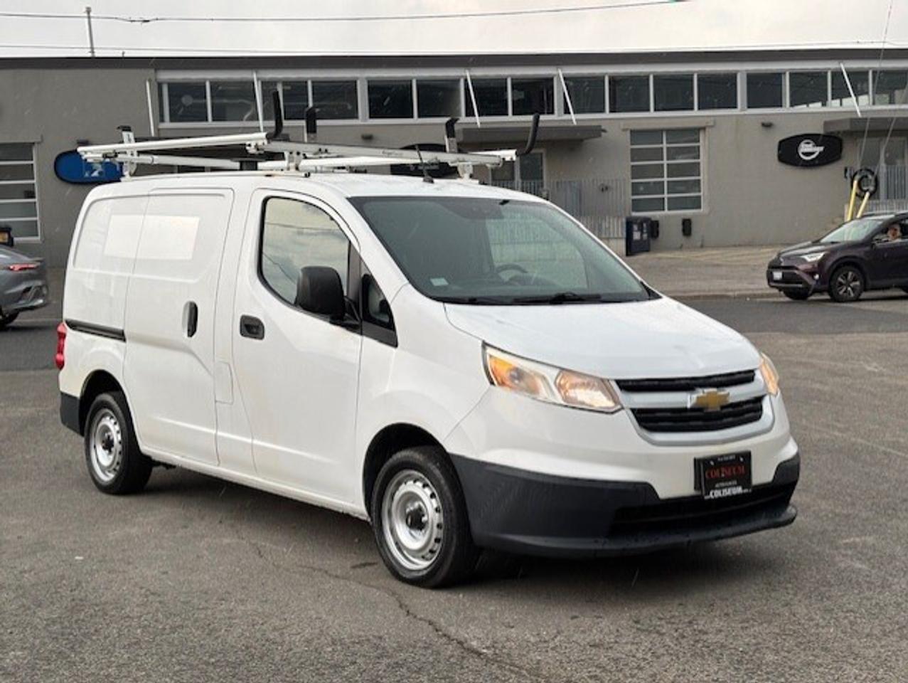 2015 Chevrolet City Express LT LADDER RACKS-DIVIDER-SHELVES-WINTER/SUMMER TIRE Photo