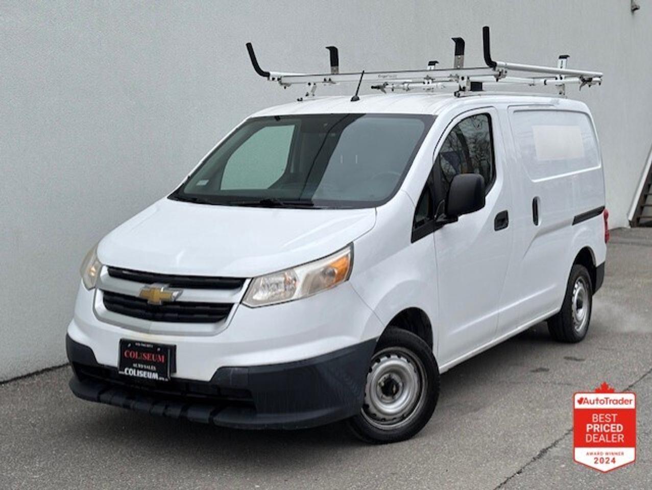 2015 Chevrolet City Express LT LADDER RACKS-DIVIDER-SHELVES-WINTER/SUMMER TIRE Photo0