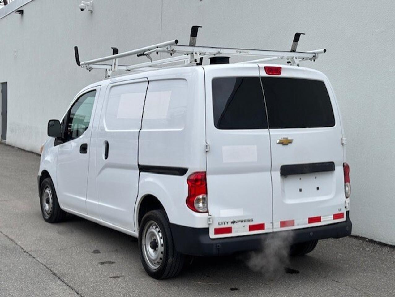 2015 Chevrolet City Express LT LADDER RACKS-DIVIDER-SHELVES-WINTER/SUMMER TIRE Photo