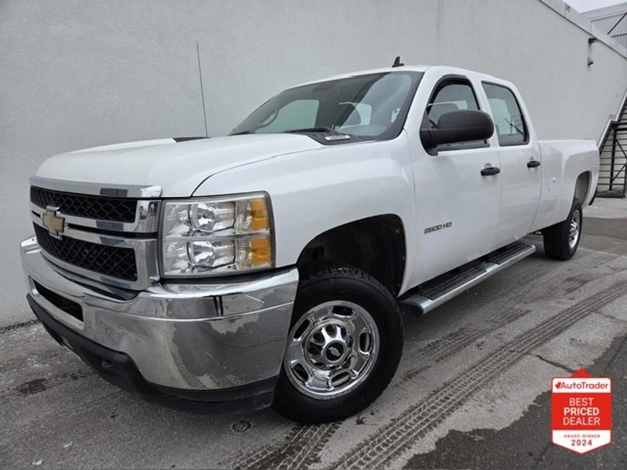 2011 Chevrolet SILVERADO 2500HD V8 CREW CAB-LONG BOX-1 OWNER-CERTIFIED-NO ACCIDENT Photo0