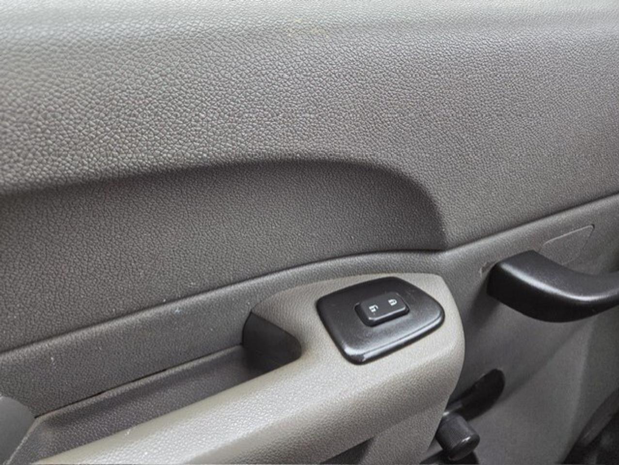 2011 Chevrolet SILVERADO 2500HD V8 CREW CAB-LONG BOX-1 OWNER-CERTIFIED-NO ACCIDENT Photo