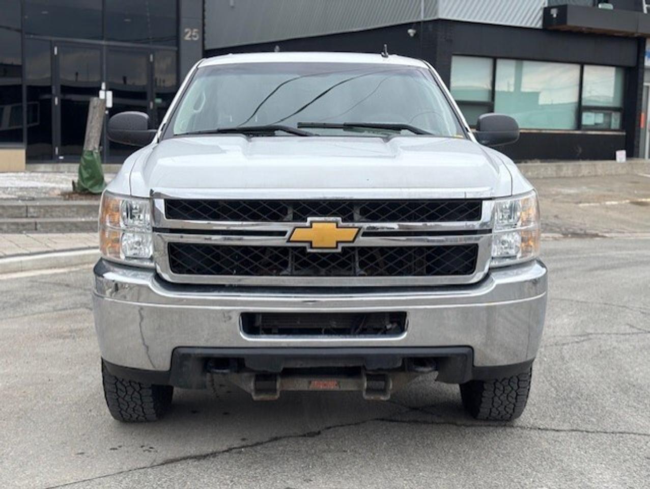 2014 Chevrolet SILVERADO 2500HD 4WD **CREW CAB LONG BOXXX-FUEL TANKER-CERTIFIED** Photo
