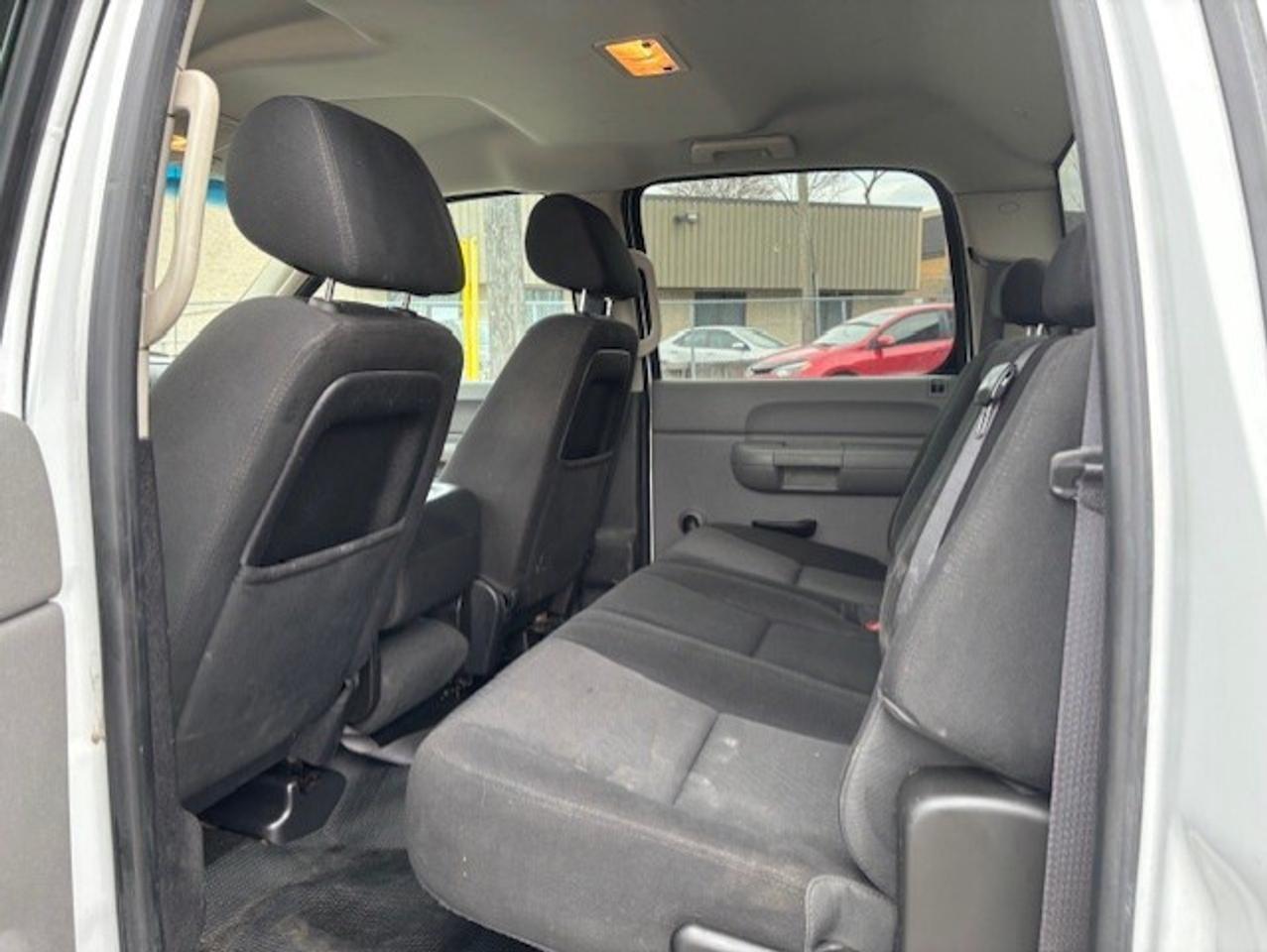 2014 Chevrolet SILVERADO 2500HD 4WD **CREW CAB LONG BOXXX-FUEL TANKER-CERTIFIED** Photo