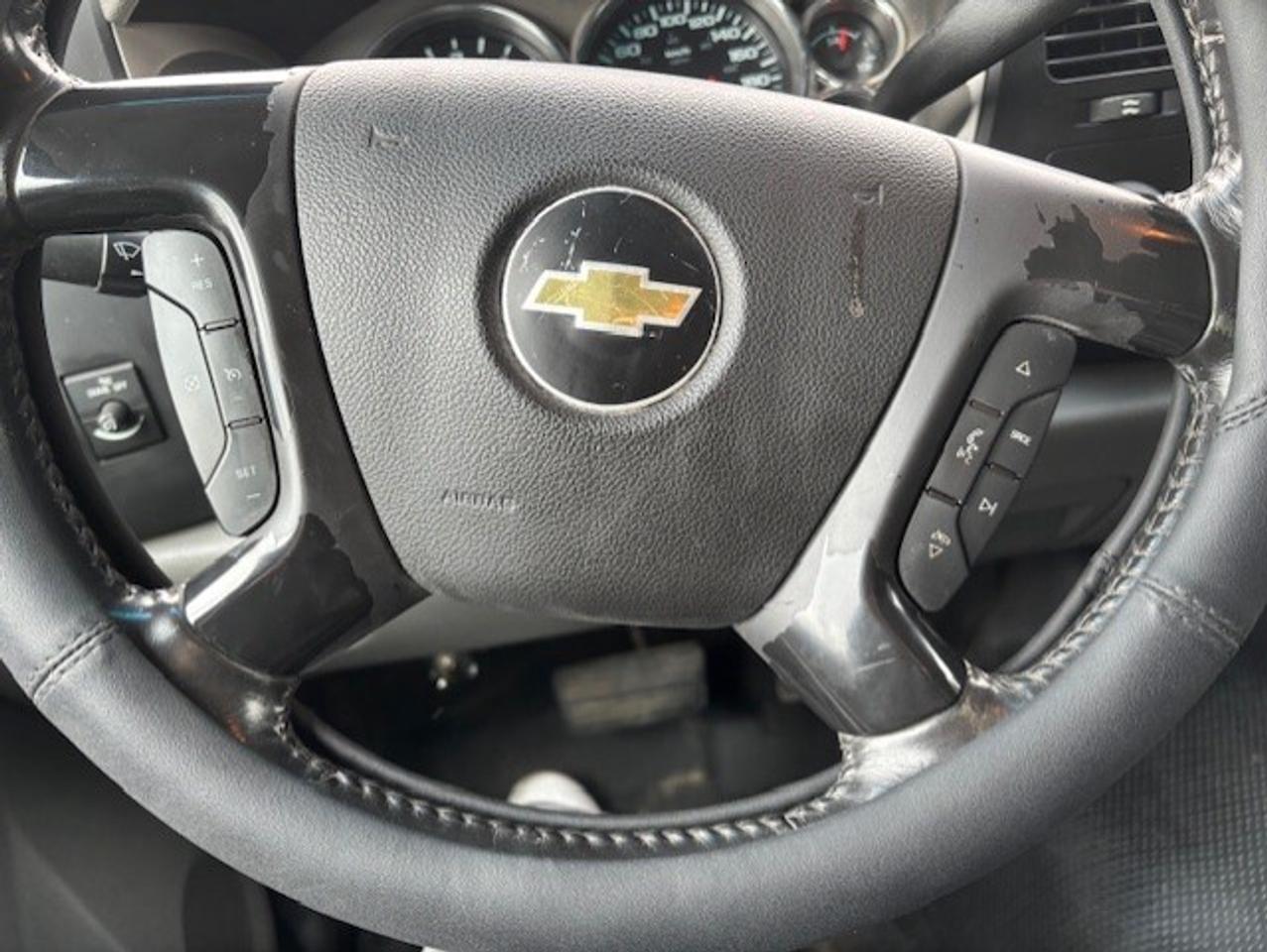 2014 Chevrolet SILVERADO 2500HD 4WD **CREW CAB LONG BOXXX-FUEL TANKER-CERTIFIED** Photo