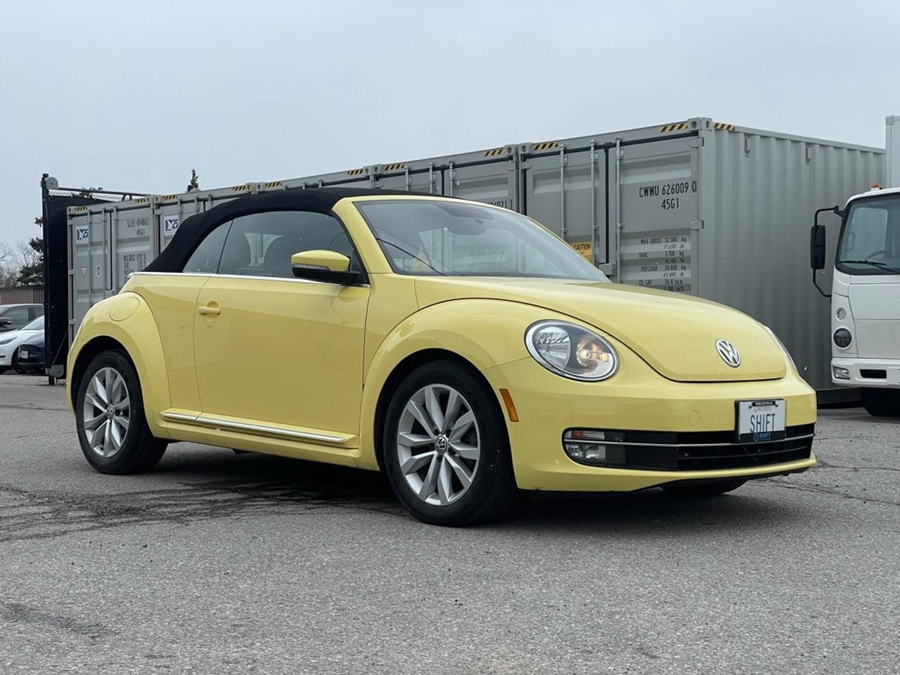 2013 Volkswagen Beetle Convertible Convertible Highline   Just in Time for Summer! Photo