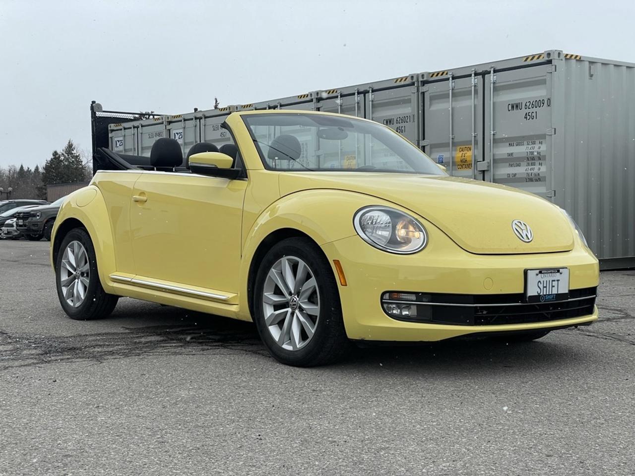 2013 Volkswagen Beetle Convertible Convertible Highline   Just in Time for Summer! Photo