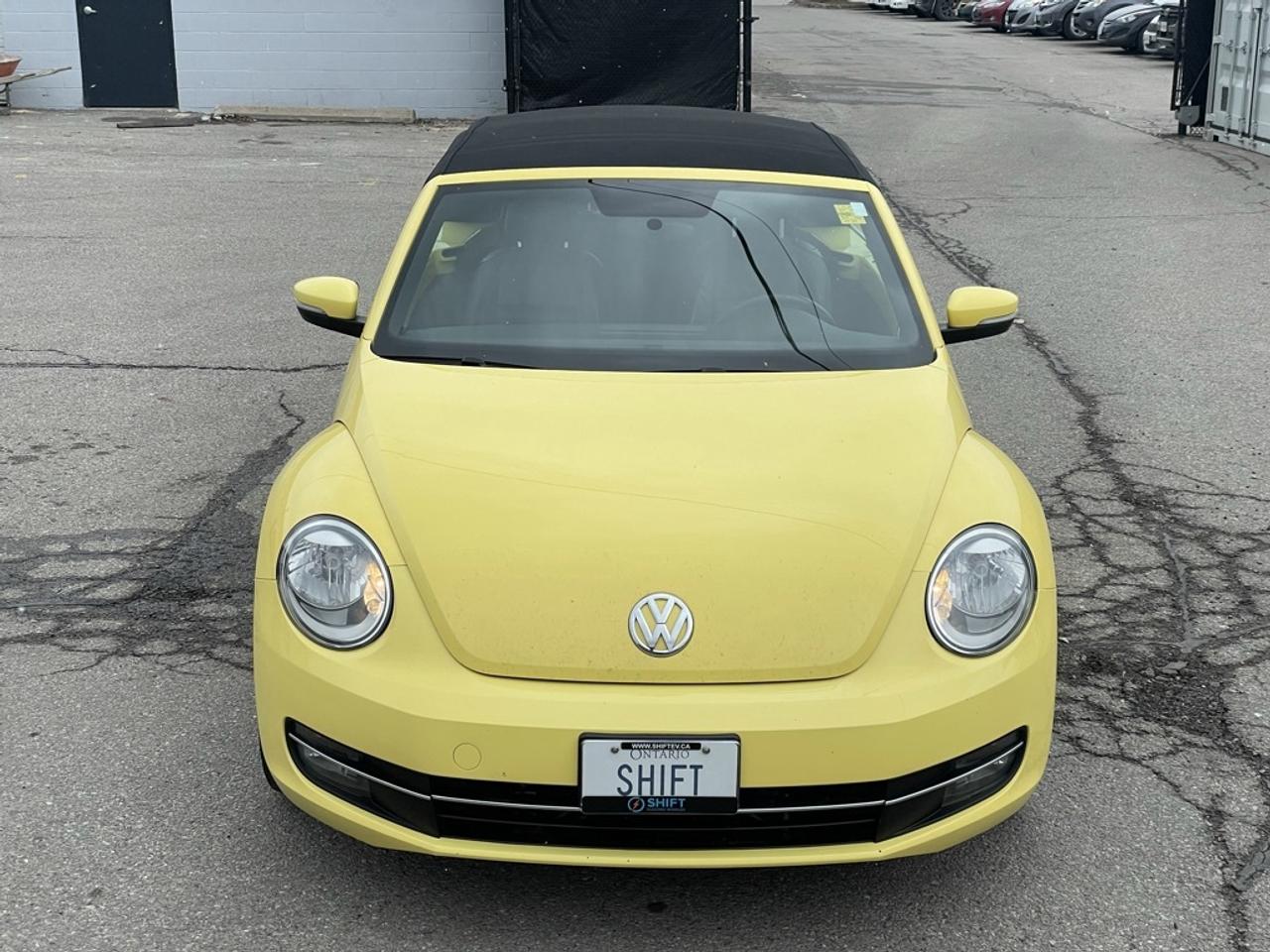 2013 Volkswagen Beetle Convertible Convertible Highline   Just in Time for Summer! Photo