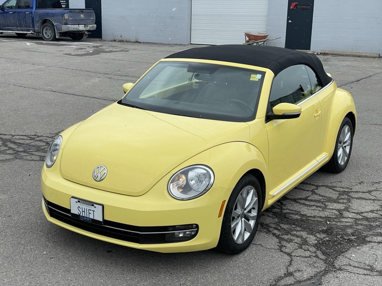 2013 Volkswagen Beetle Convertible Convertible Highline   Just in Time for Summer! Photo