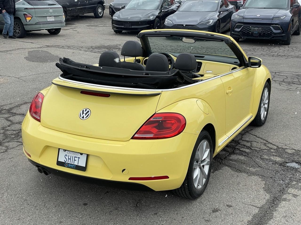 2013 Volkswagen Beetle Convertible Convertible Highline   Just in Time for Summer! Photo