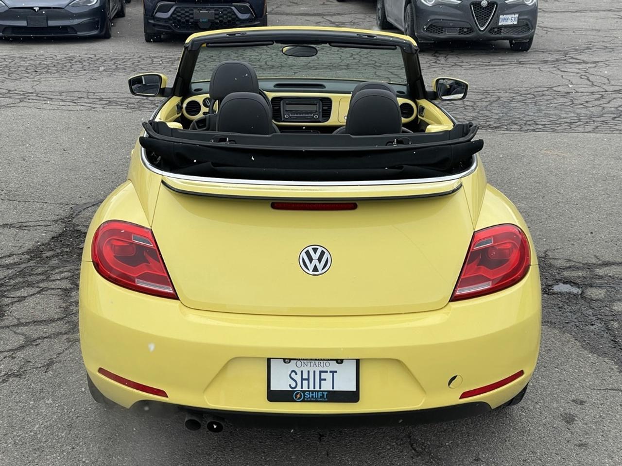 2013 Volkswagen Beetle Convertible Convertible Highline   Just in Time for Summer! Photo