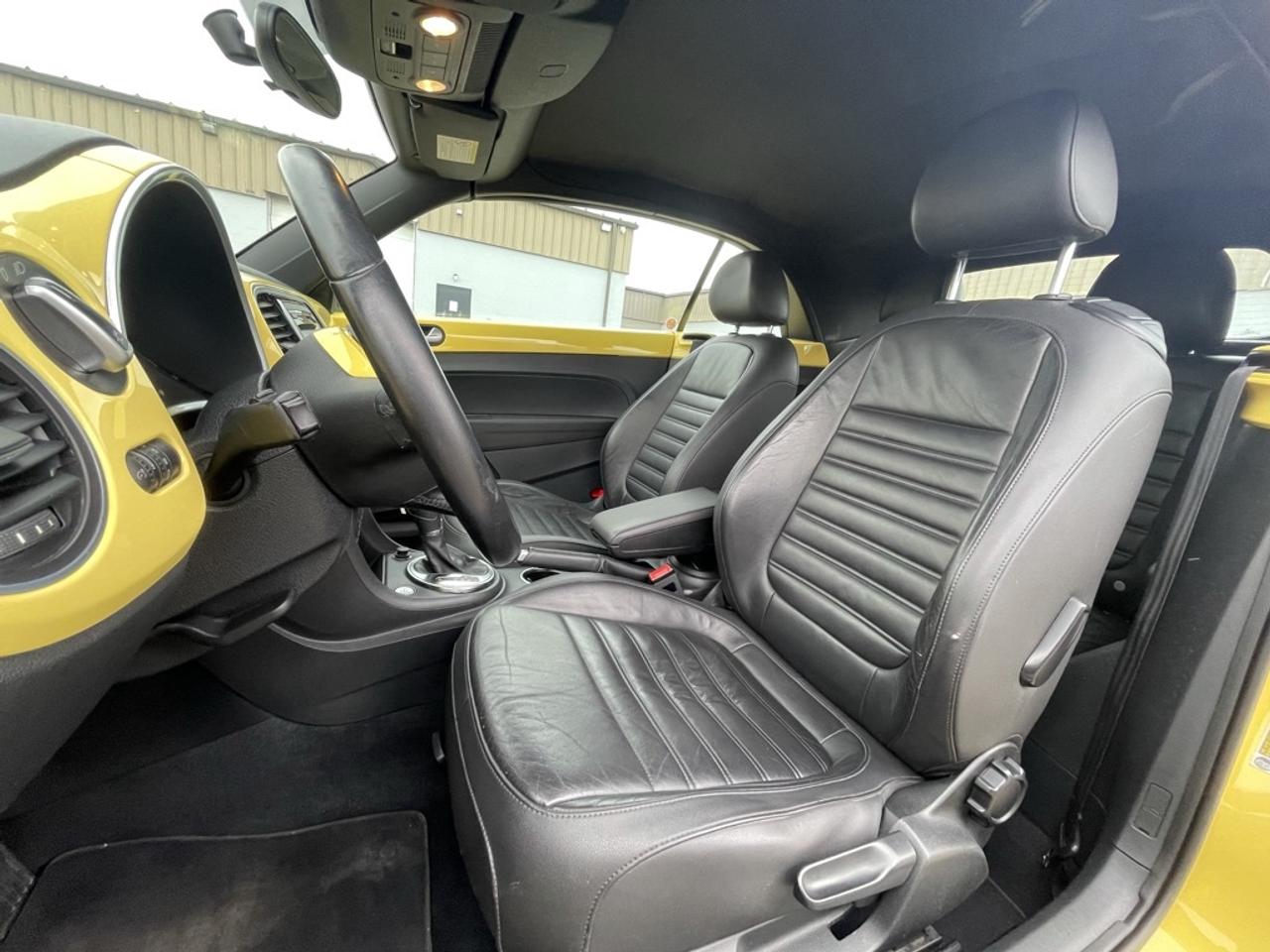 2013 Volkswagen Beetle Convertible Convertible Highline   Just in Time for Summer! Photo