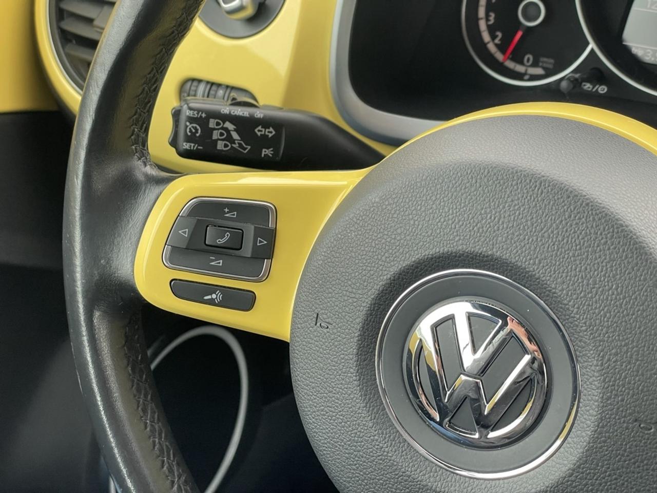 2013 Volkswagen Beetle Convertible Convertible Highline   Just in Time for Summer! Photo