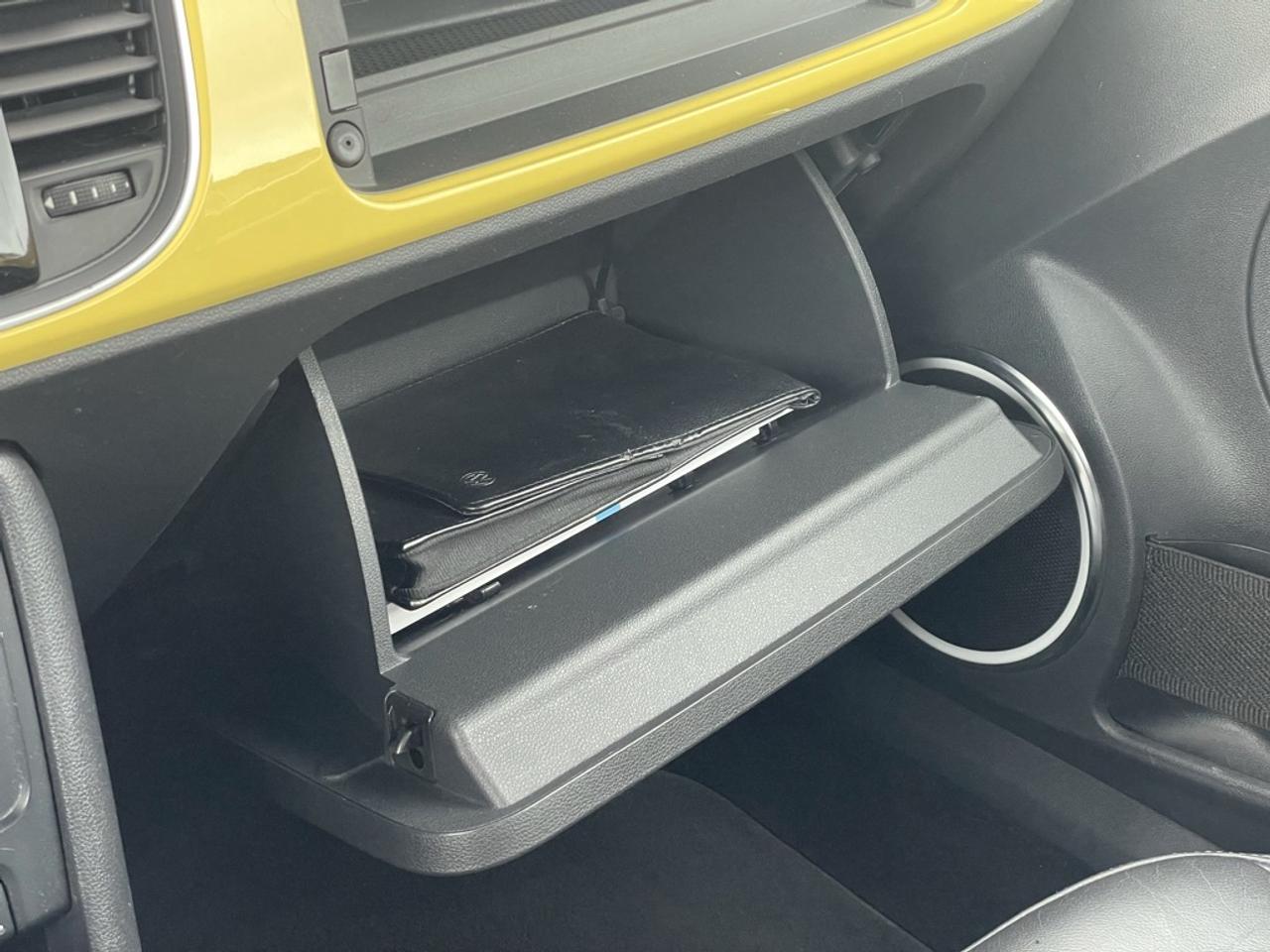 2013 Volkswagen Beetle Convertible Convertible Highline   Just in Time for Summer! Photo