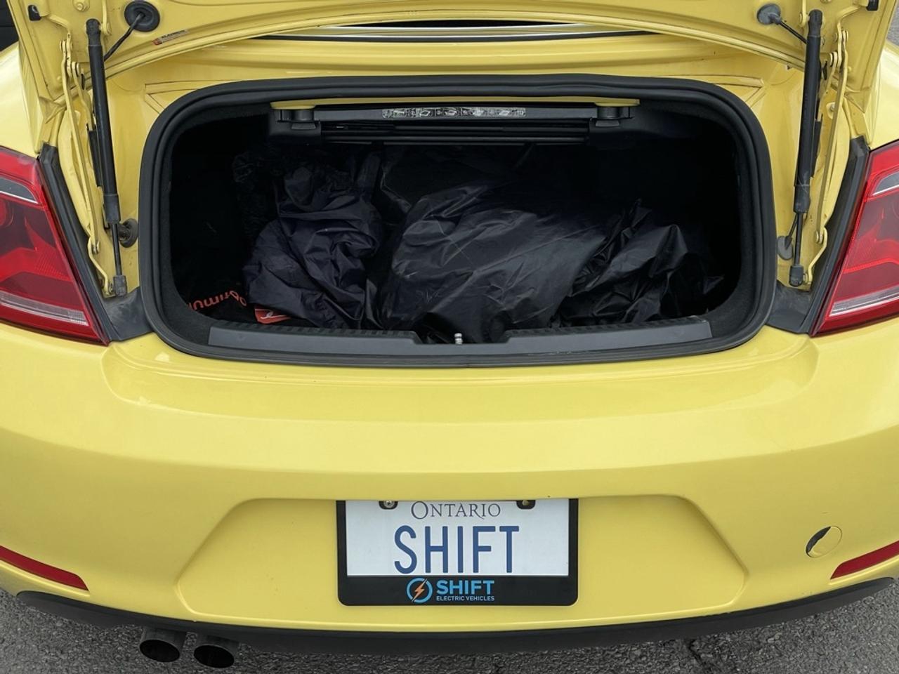 2013 Volkswagen Beetle Convertible Convertible Highline   Just in Time for Summer! Photo