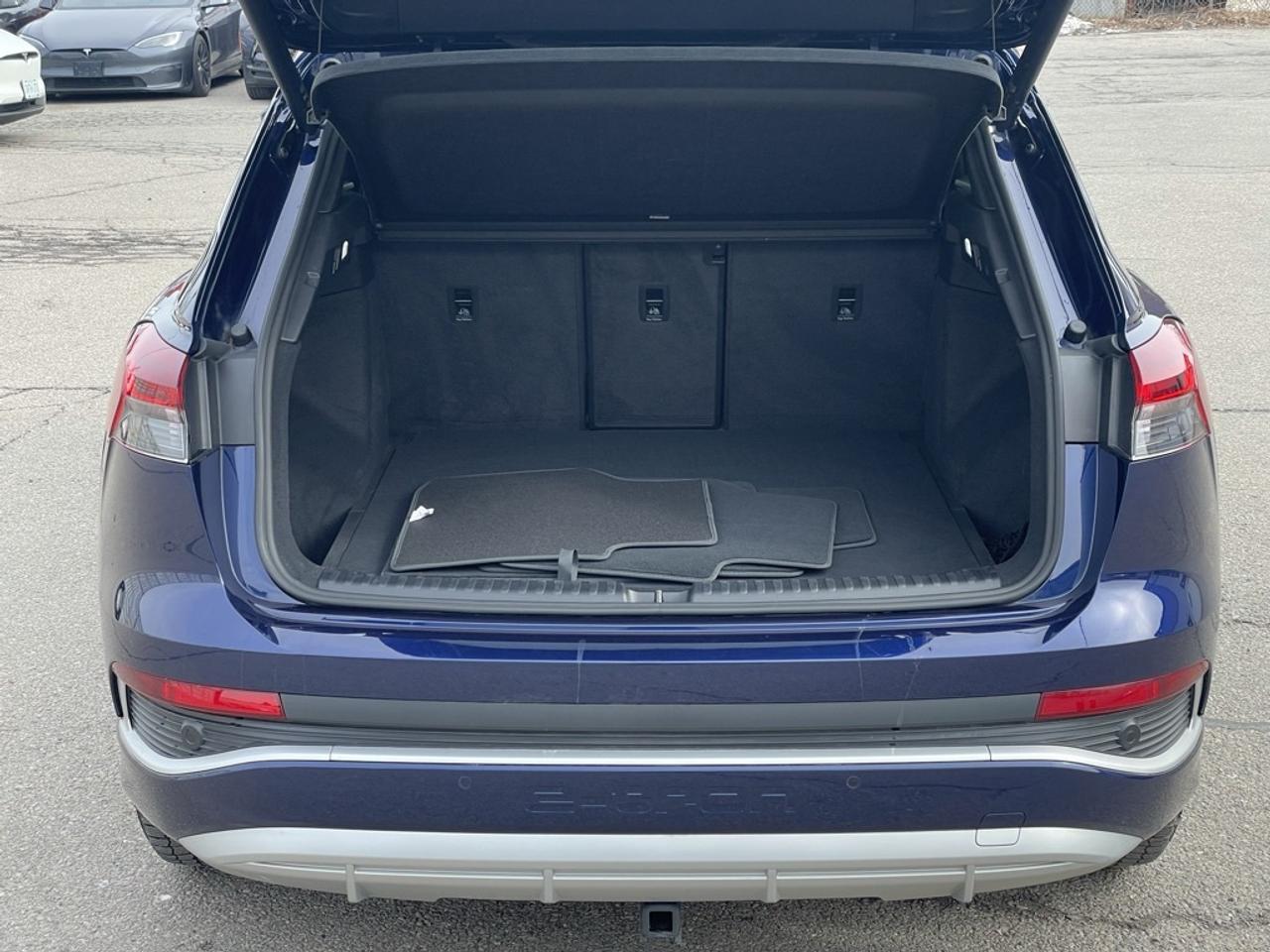 2024 Audi Q4 e-tron 55 quattro   Fully Loaded! Clean! Photo