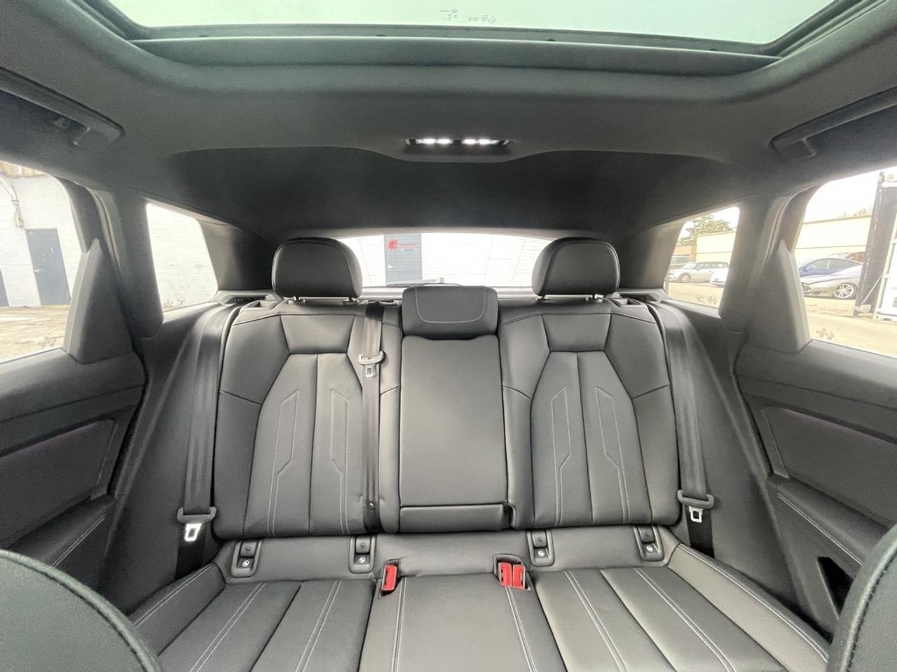 2024 Audi Q4 e-tron 55 quattro   Fully Loaded! Clean! Photo