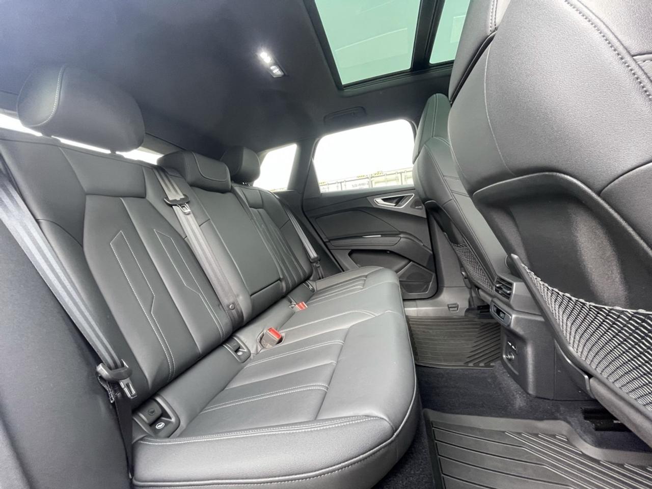 2024 Audi Q4 e-tron 55 quattro   Fully Loaded! Clean! Photo