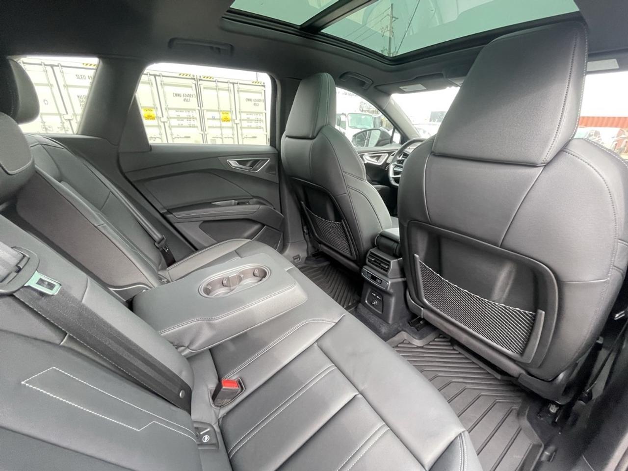2024 Audi Q4 e-tron 55 quattro   Fully Loaded! Clean! Photo