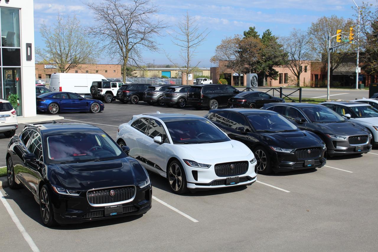 2024 Audi Q4 e-tron 55 quattro   Fully Loaded! Clean! Photo