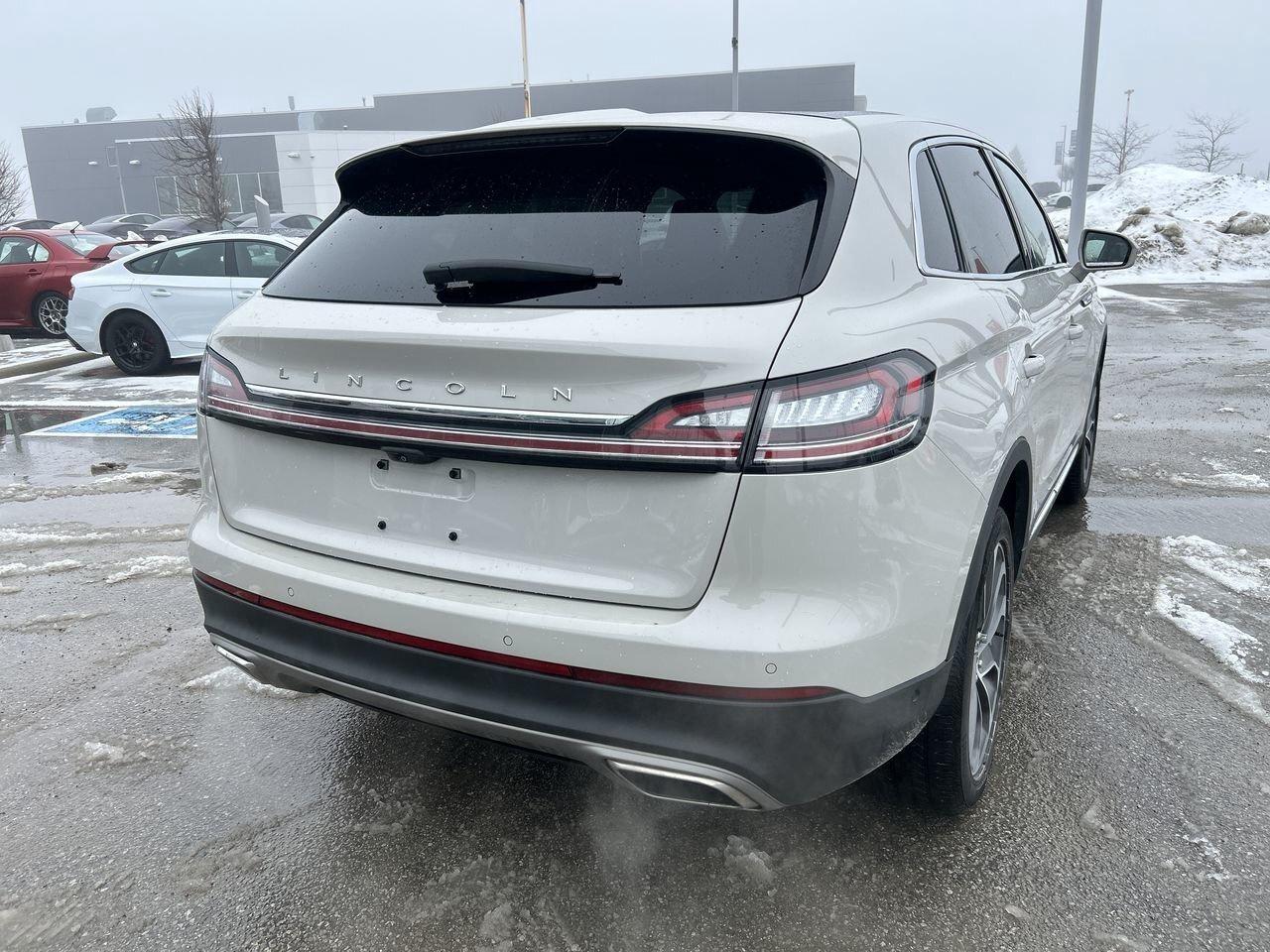 2022 Lincoln Nautilus Reserve   Accident-Free Photo