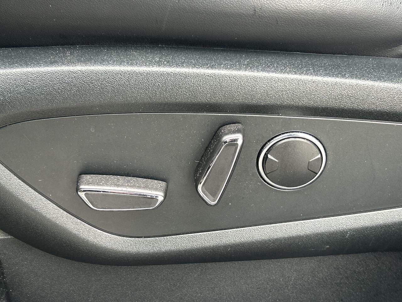 2022 Lincoln Nautilus Reserve   Accident-Free Photo