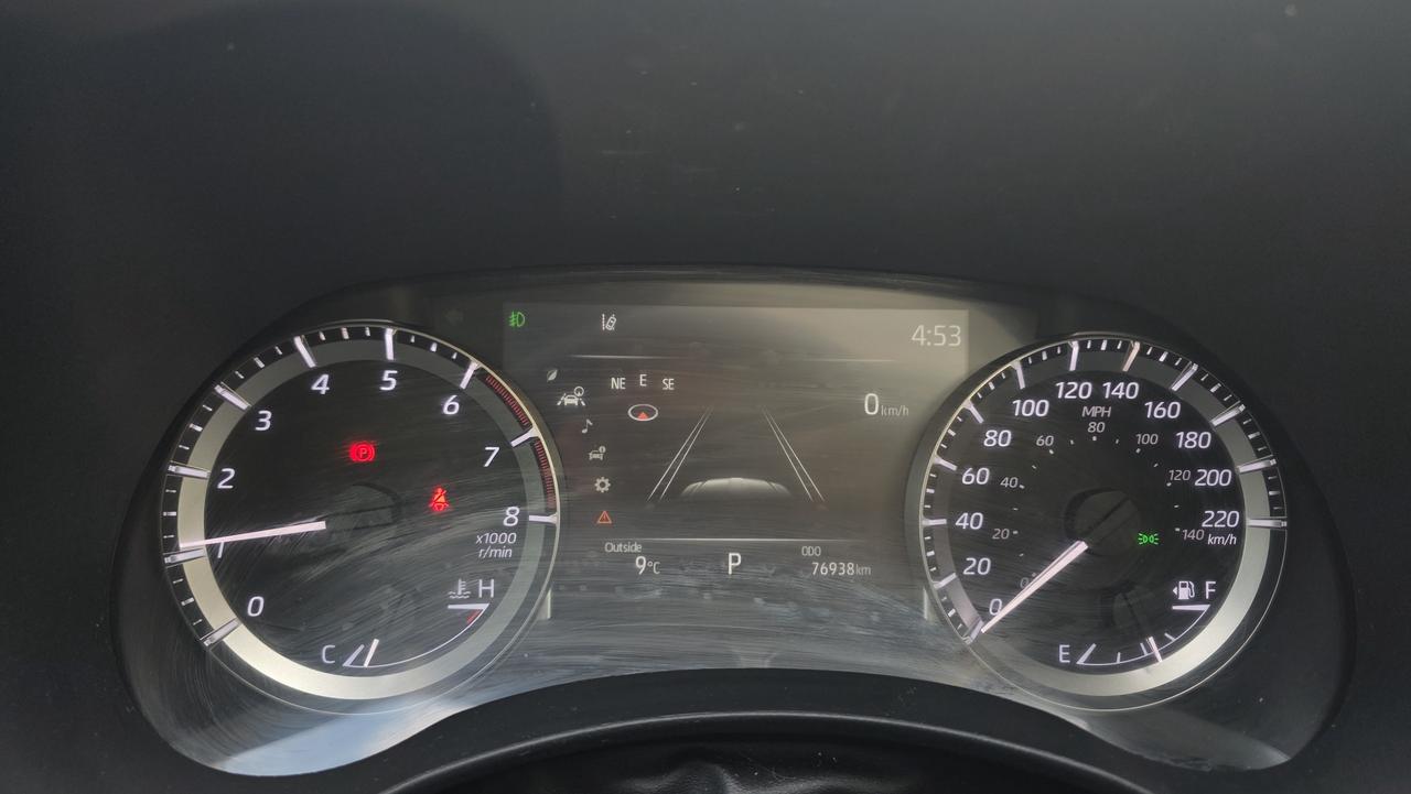 2023 Toyota Highlander XLE 1 OWNER CLEAN CARFAX Photo