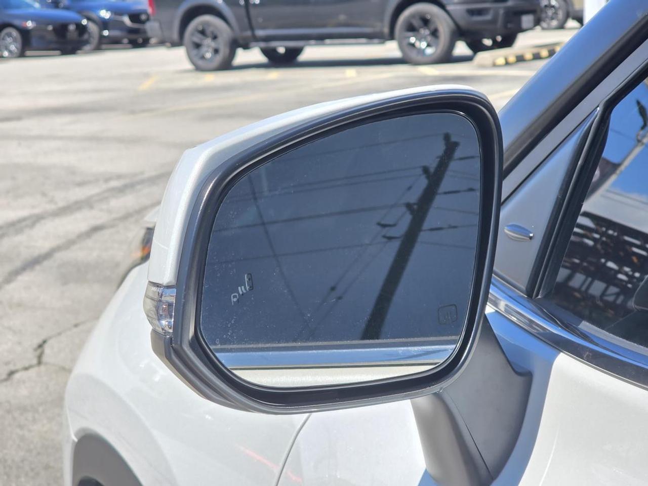 2023 Toyota Highlander Xle 1 Owner clean Photo