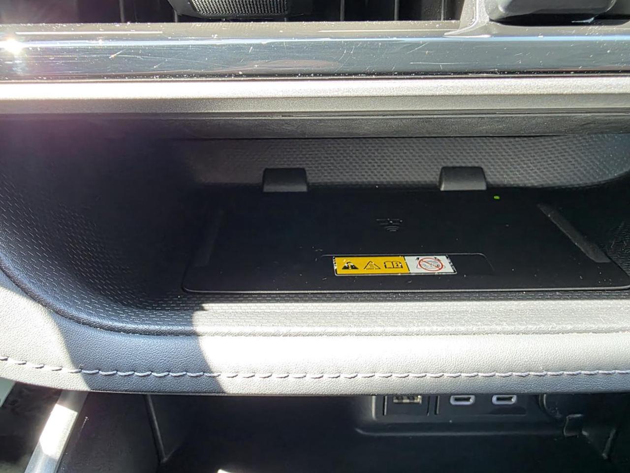 2023 Toyota Highlander Xle 1 Owner clean Photo