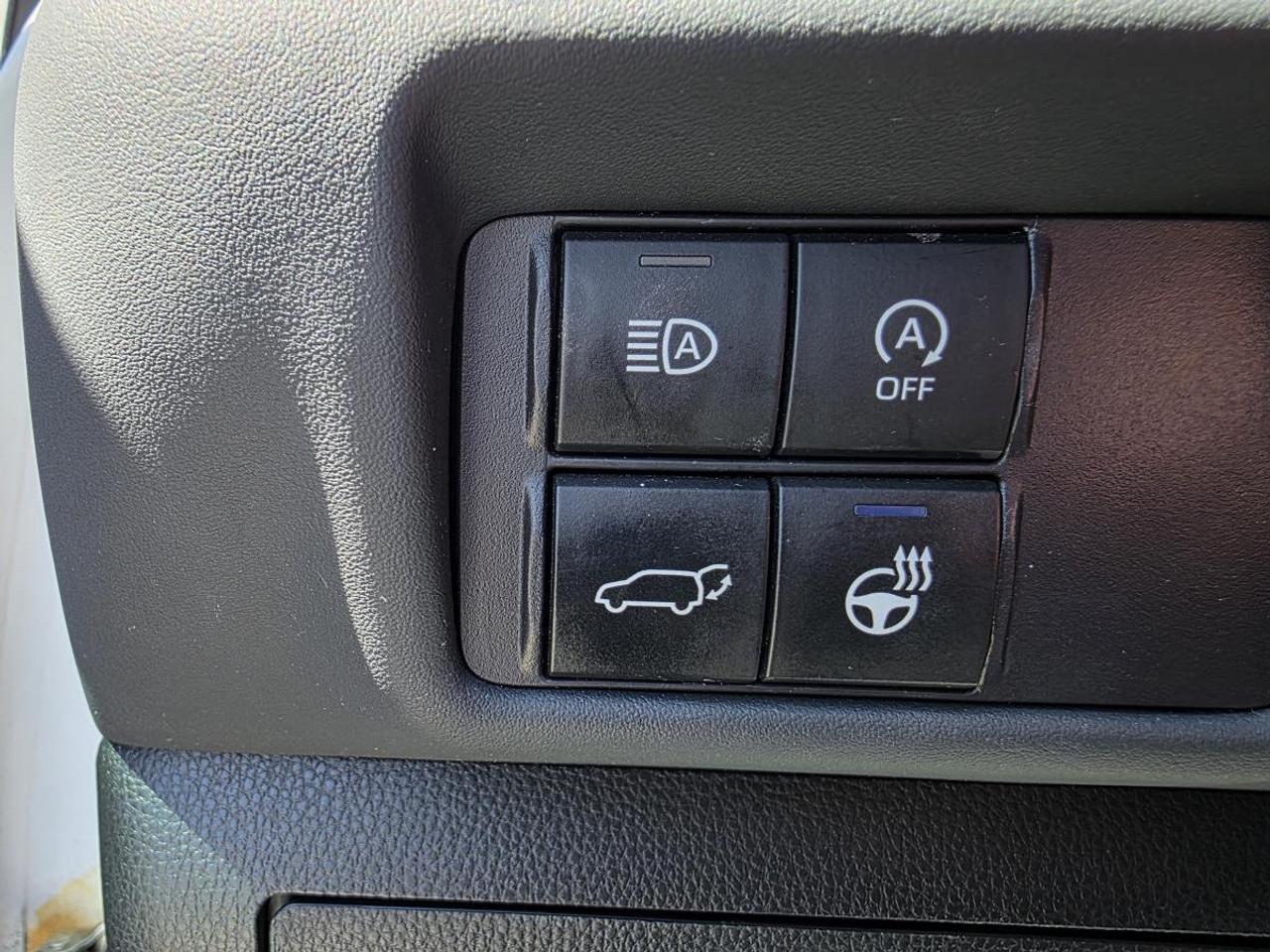 2023 Toyota Highlander Xle 1 Owner clean Photo