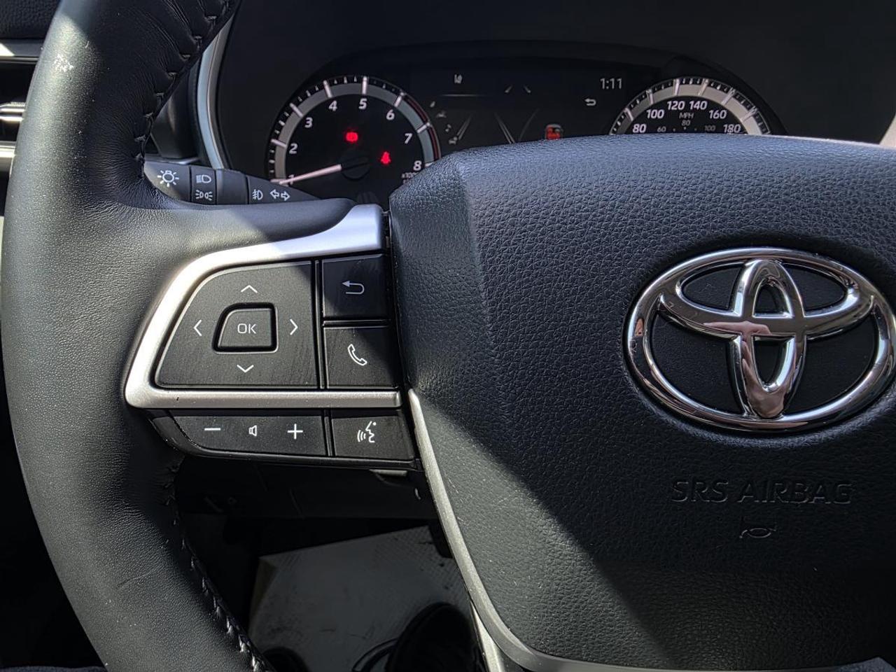 2023 Toyota Highlander Xle 1 Owner clean Photo
