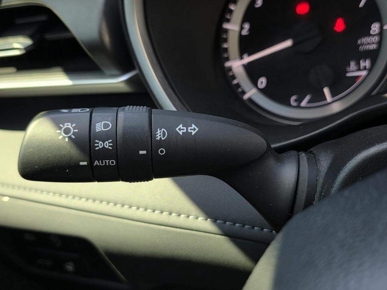 2023 Toyota Highlander Xle 1 Owner clean Photo
