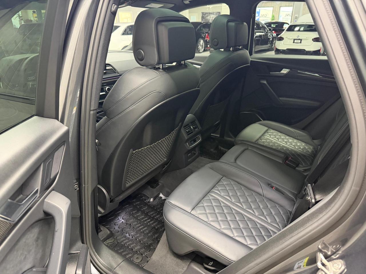 2023 Audi SQ5 PROGRESSIV  BLACK OPTICS 21 WHEELS PPF Photo