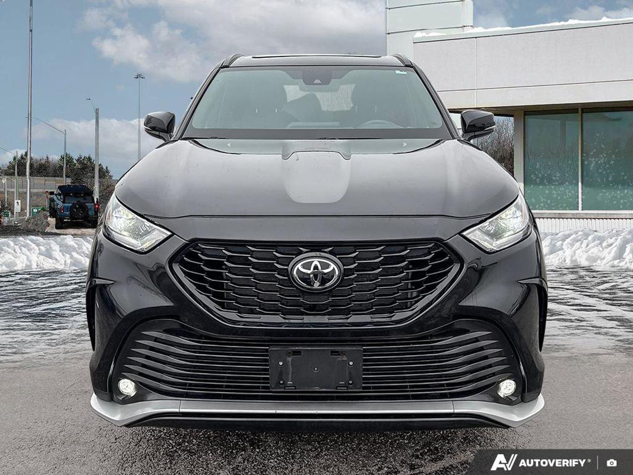 2022 Toyota Highlander XSE Photo